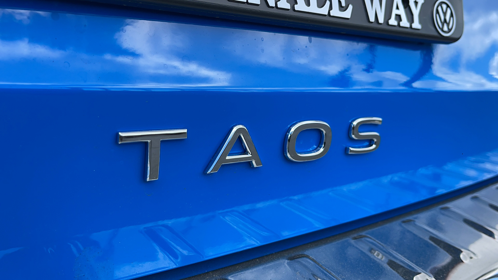 2024 Volkswagen Taos 1.5T SE 34