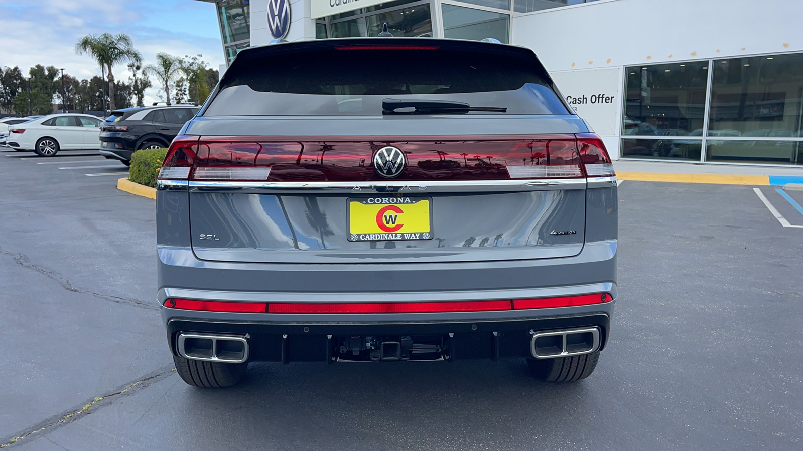 2024 Volkswagen Atlas Cross Sport SEL R-Line 4Motion 9