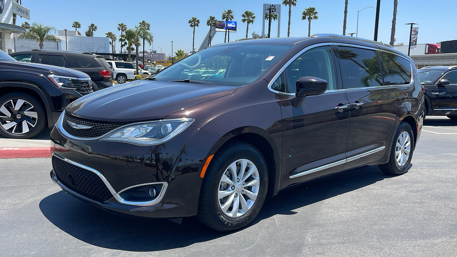 2018 Chrysler Pacifica Touring L 10