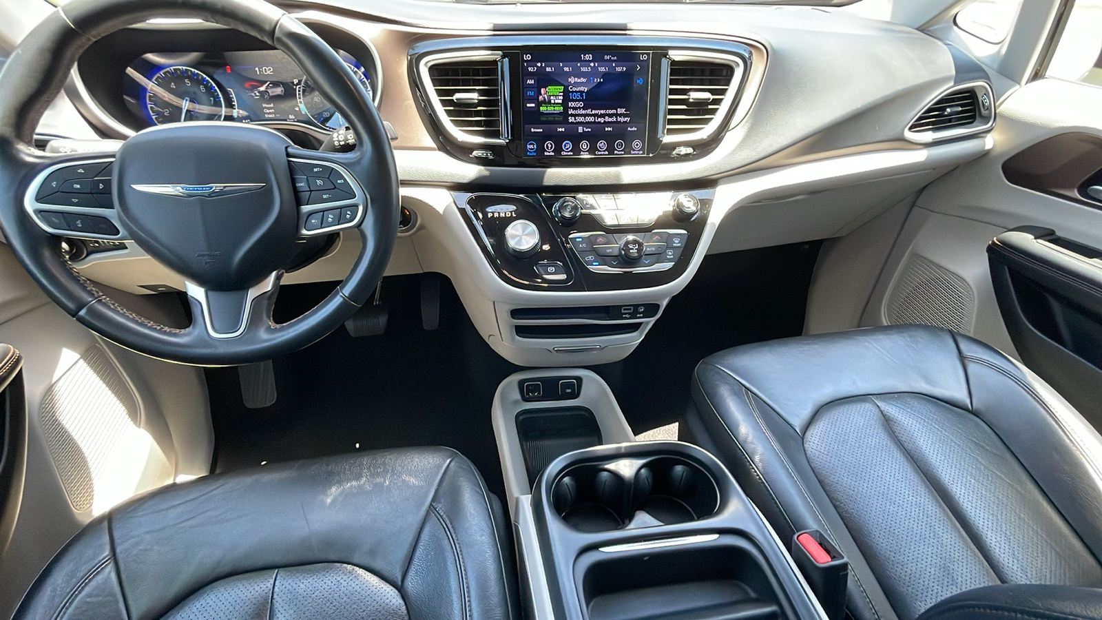 2018 Chrysler Pacifica Touring L 16