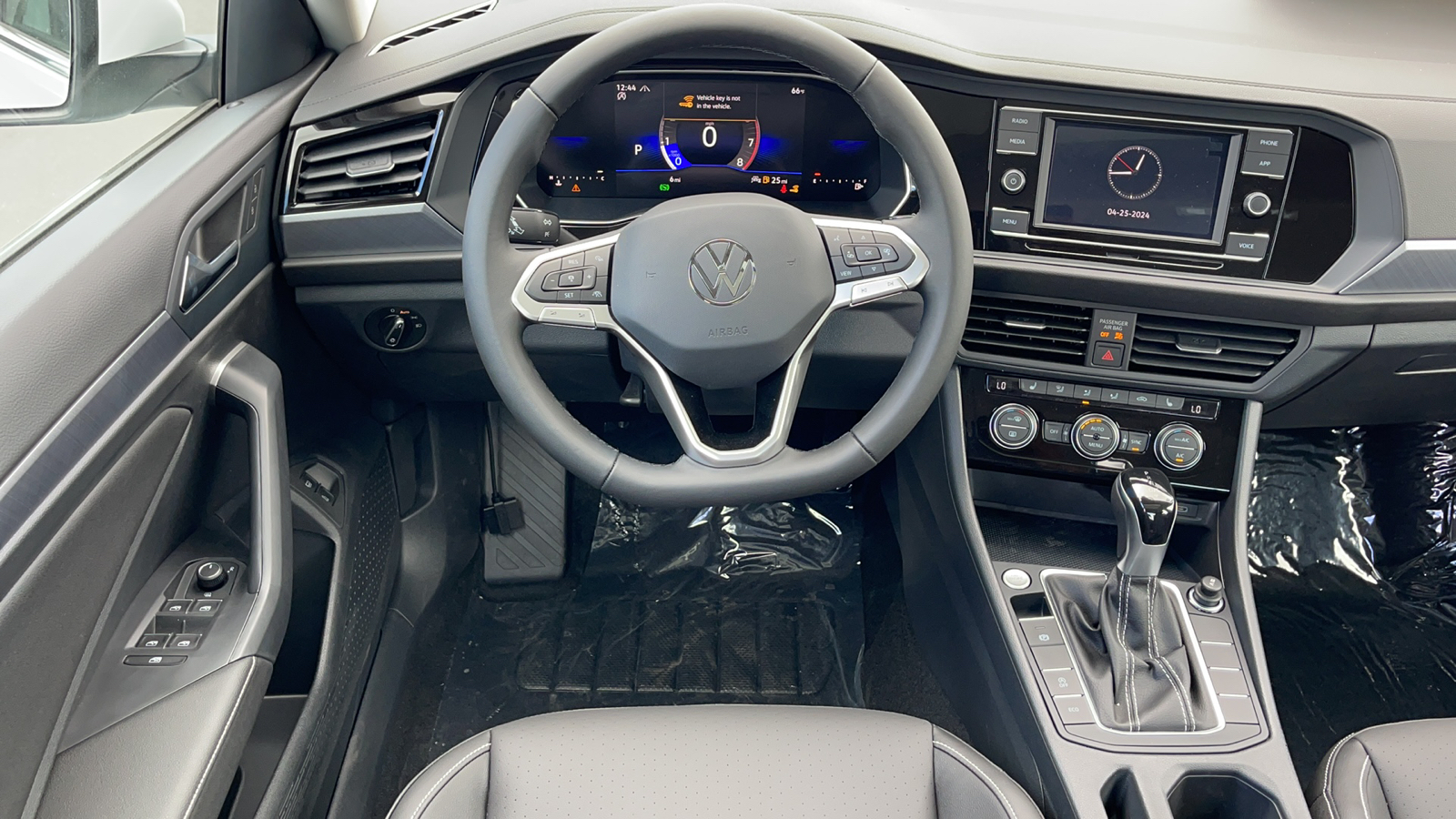 2024 Volkswagen Jetta SE 19