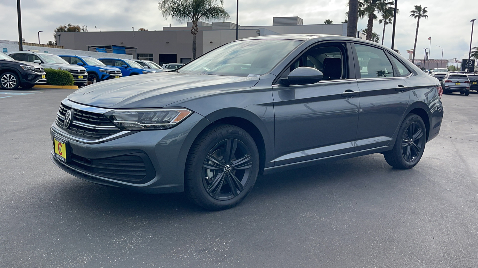 2024 Volkswagen Jetta 1.5T SE 12