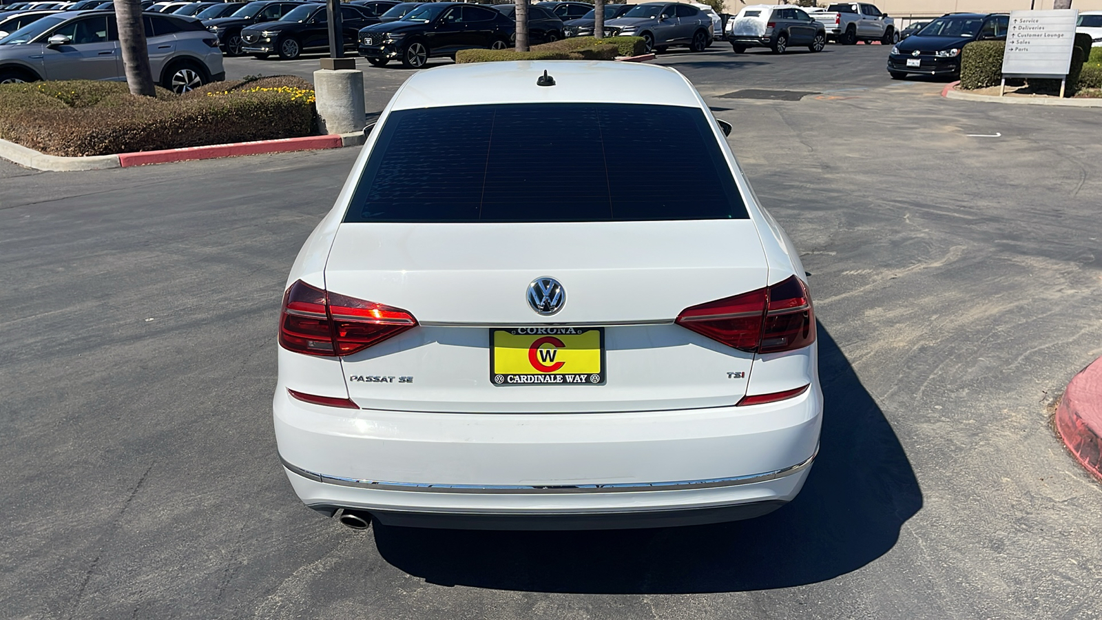 2017 Volkswagen Passat 1.8T SE 8