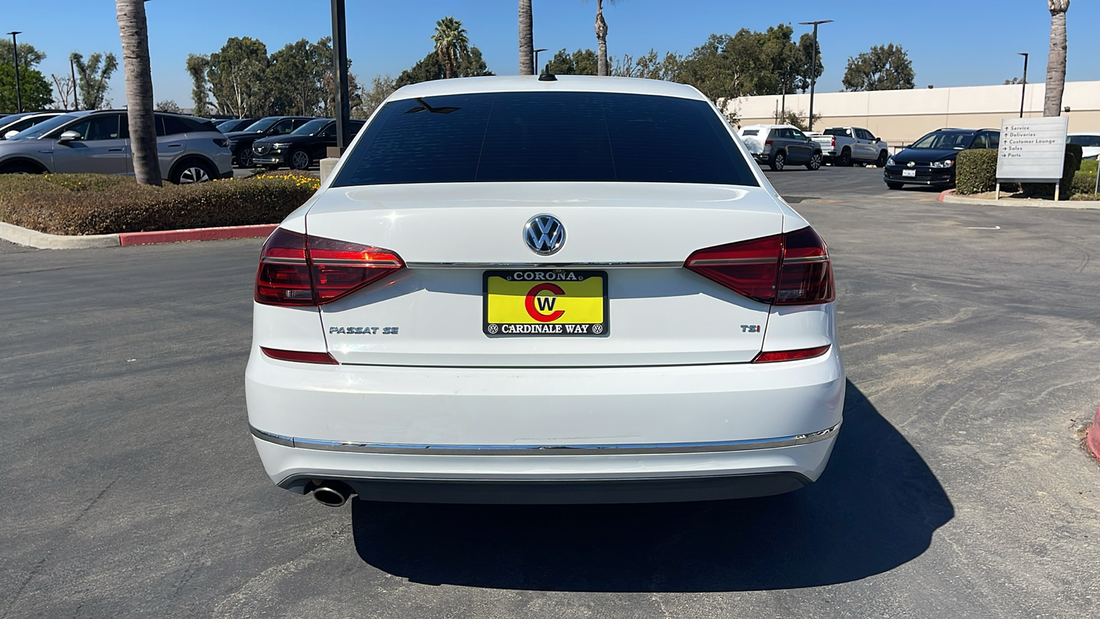 2017 Volkswagen Passat 1.8T SE 9