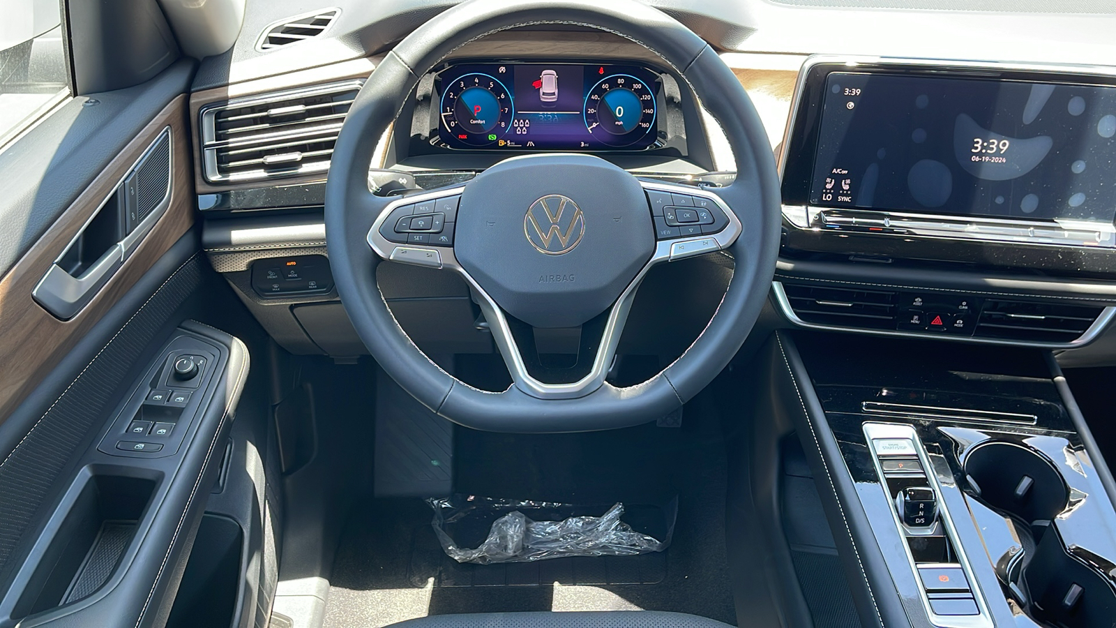 2024 Volkswagen Atlas 2.0T SE w/Technology 14
