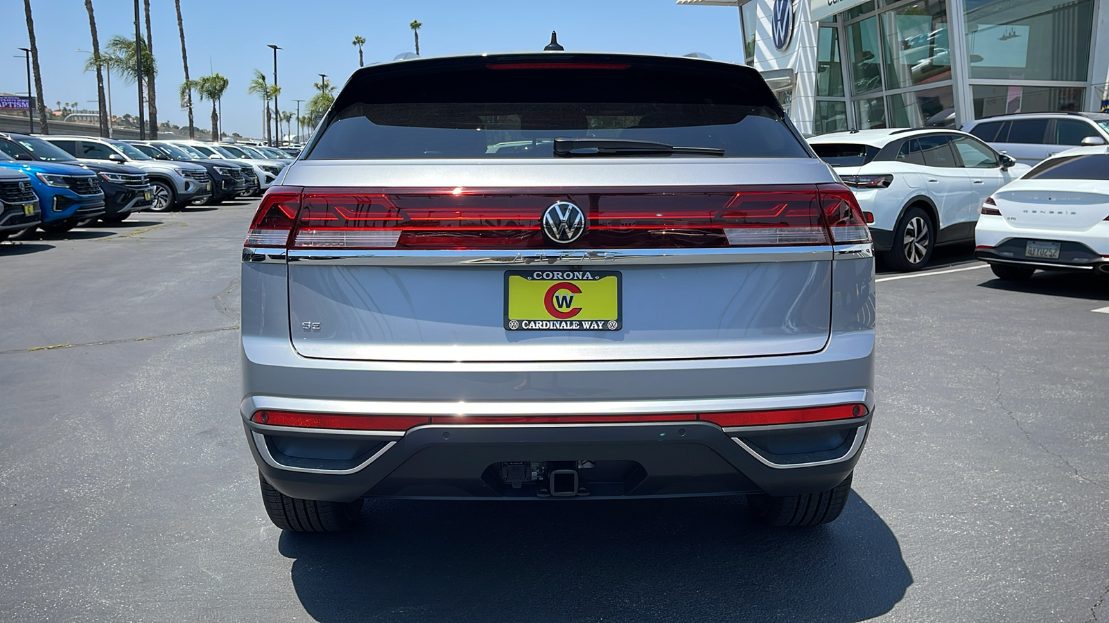 2024 Volkswagen Atlas Cross Sport SE 6