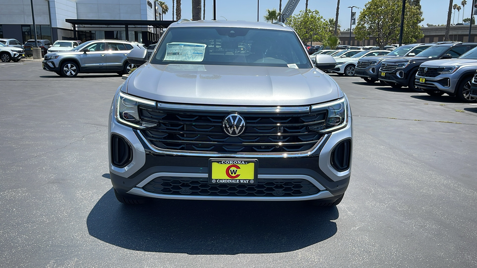 2024 Volkswagen Atlas Cross Sport SE 11