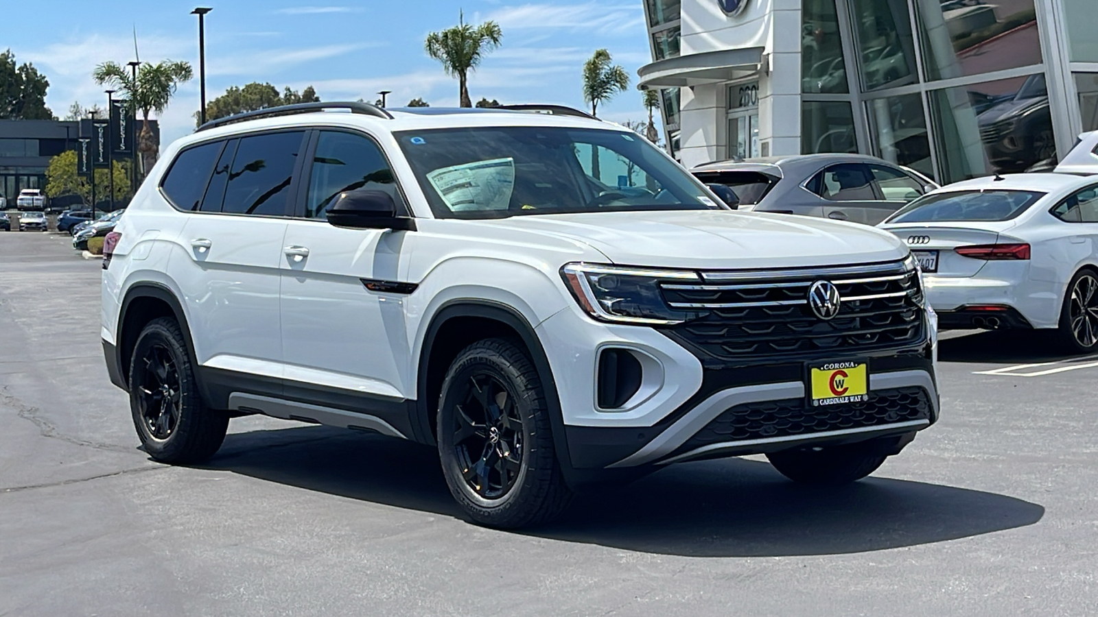 2024 Volkswagen Atlas Peak Edition SE 4Motion 1