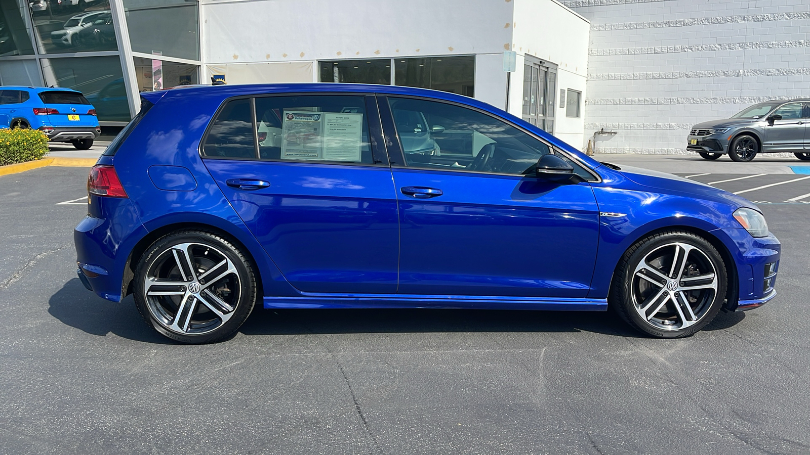 2016 Volkswagen Golf R Base 6