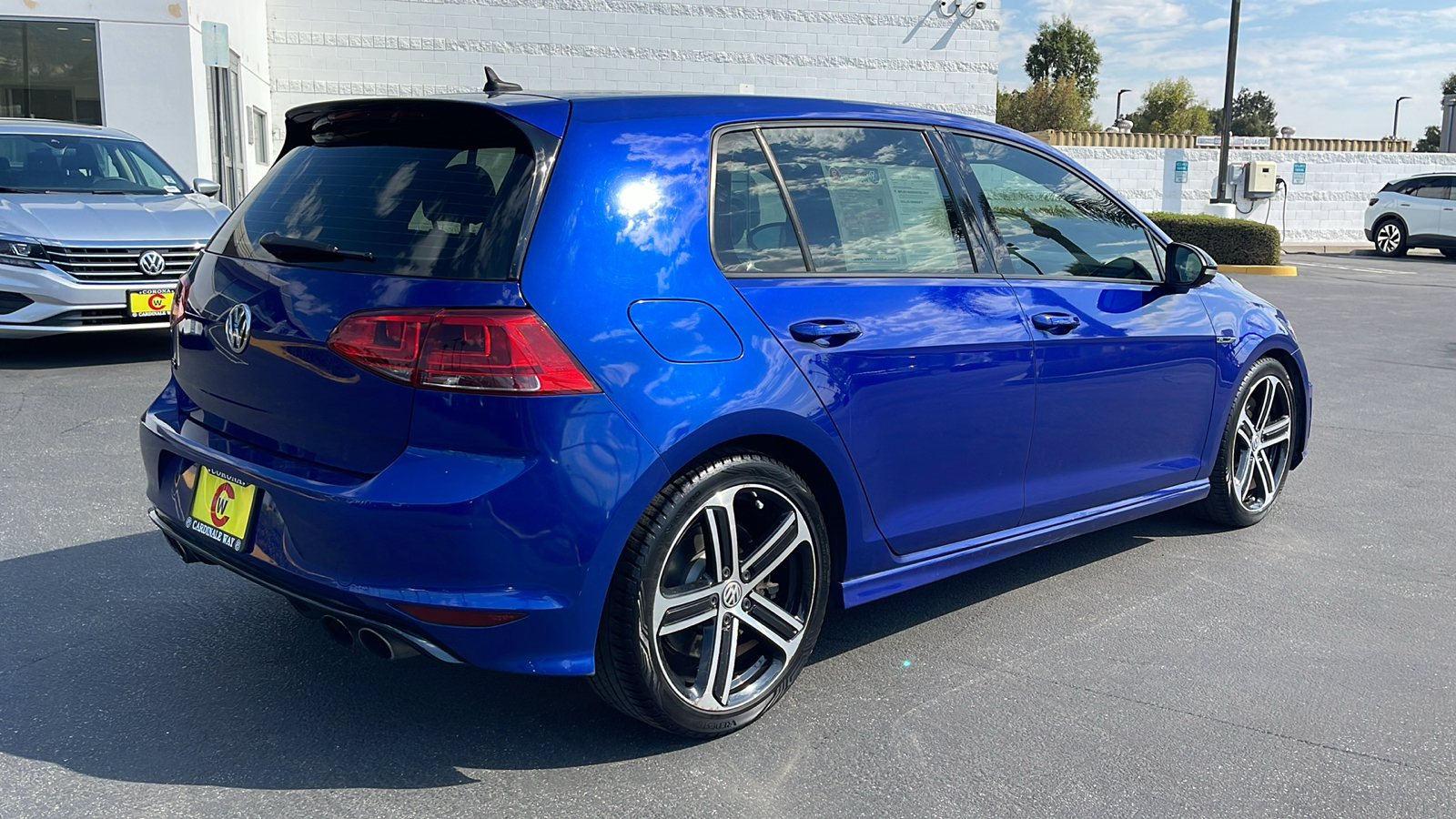 2016 Volkswagen Golf R Base 7