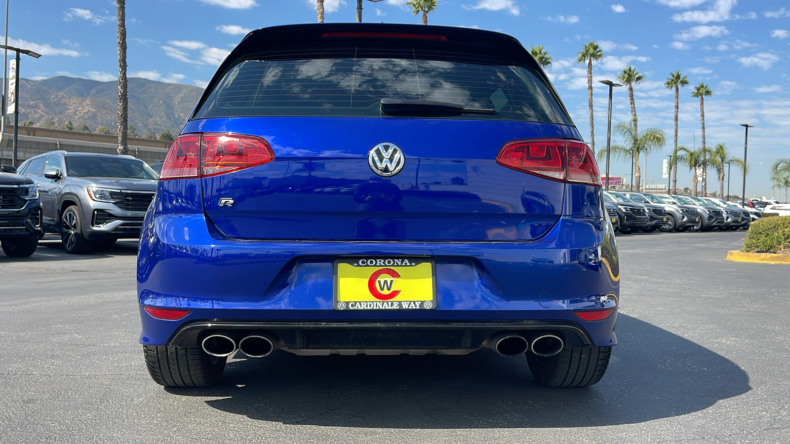 2016 Volkswagen Golf R Base 10