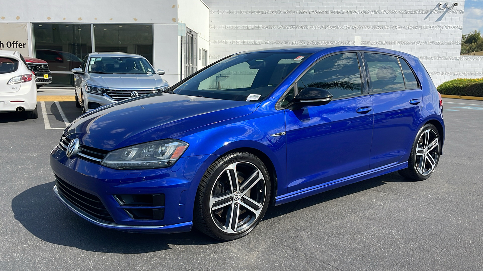 2016 Volkswagen Golf R Base 13