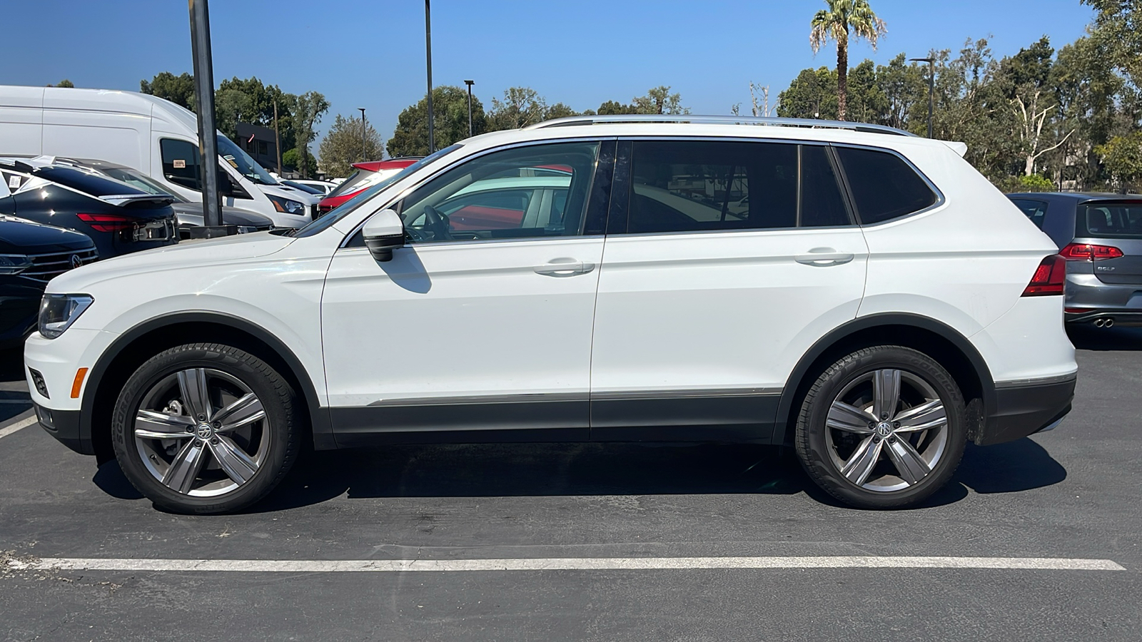 2021 Volkswagen Tiguan SE 4