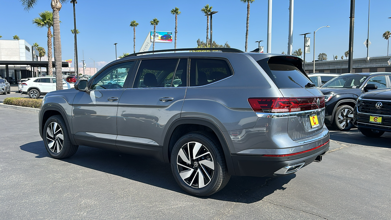 2024 Volkswagen Atlas SE 6