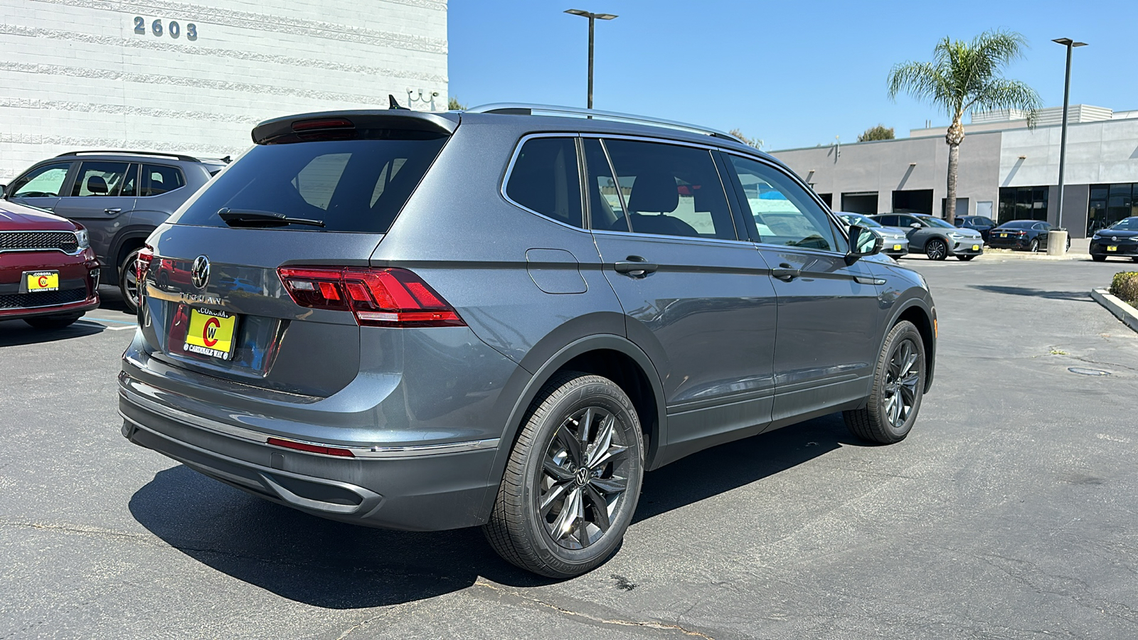 2024 Volkswagen Tiguan SE 7