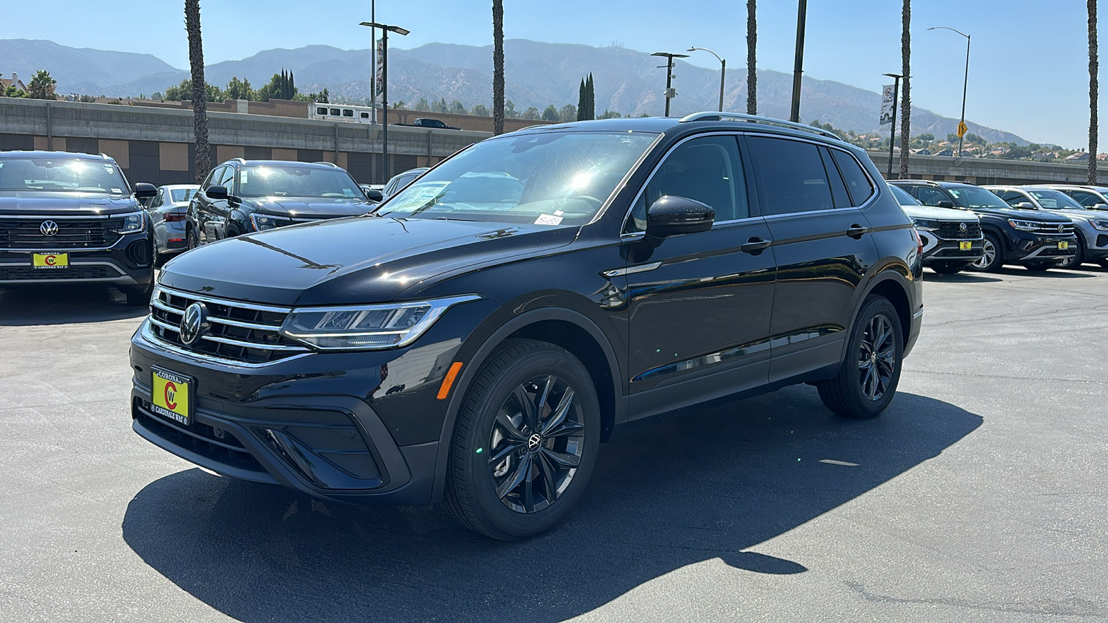 2024 Volkswagen Tiguan SE 3