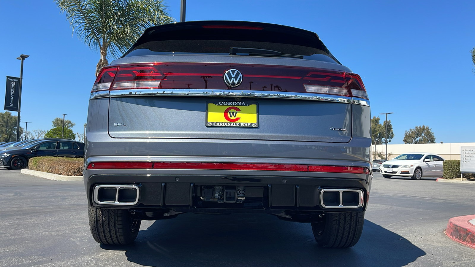 2024 Volkswagen Atlas Cross Sport SEL Premium R-Line 4Motion 10