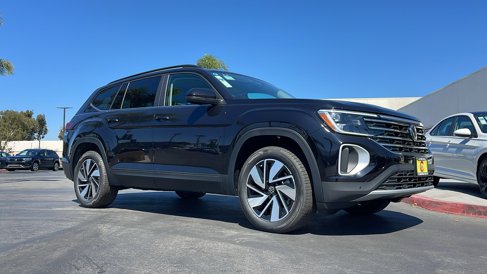 2024 Volkswagen Atlas SE 1