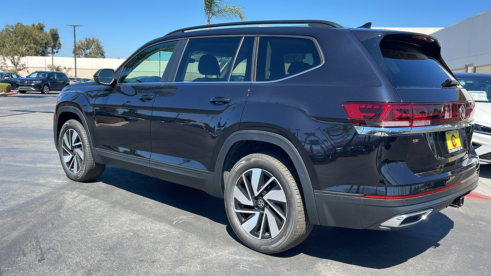 2024 Volkswagen Atlas SE 11