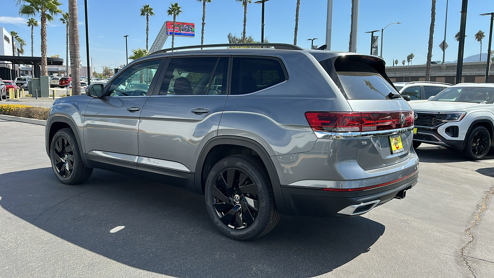 2024 Volkswagen Atlas SE 5