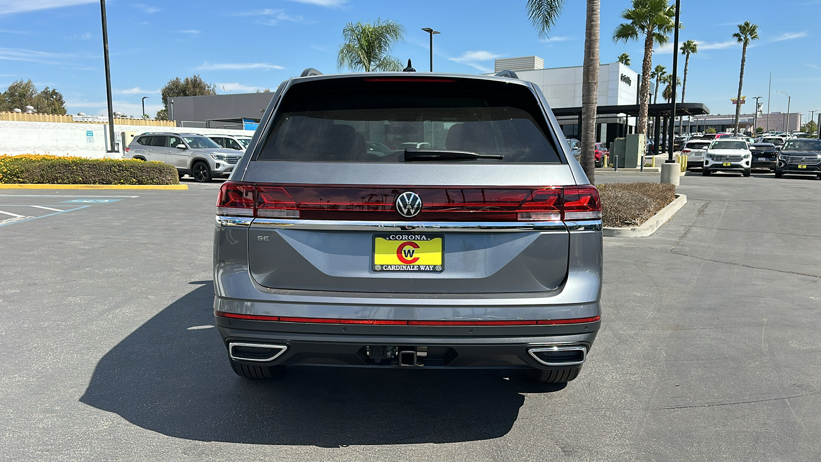 2024 Volkswagen Atlas SE 6