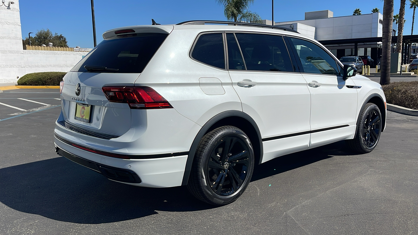 2024 Volkswagen Tiguan SE R-Line Black 7