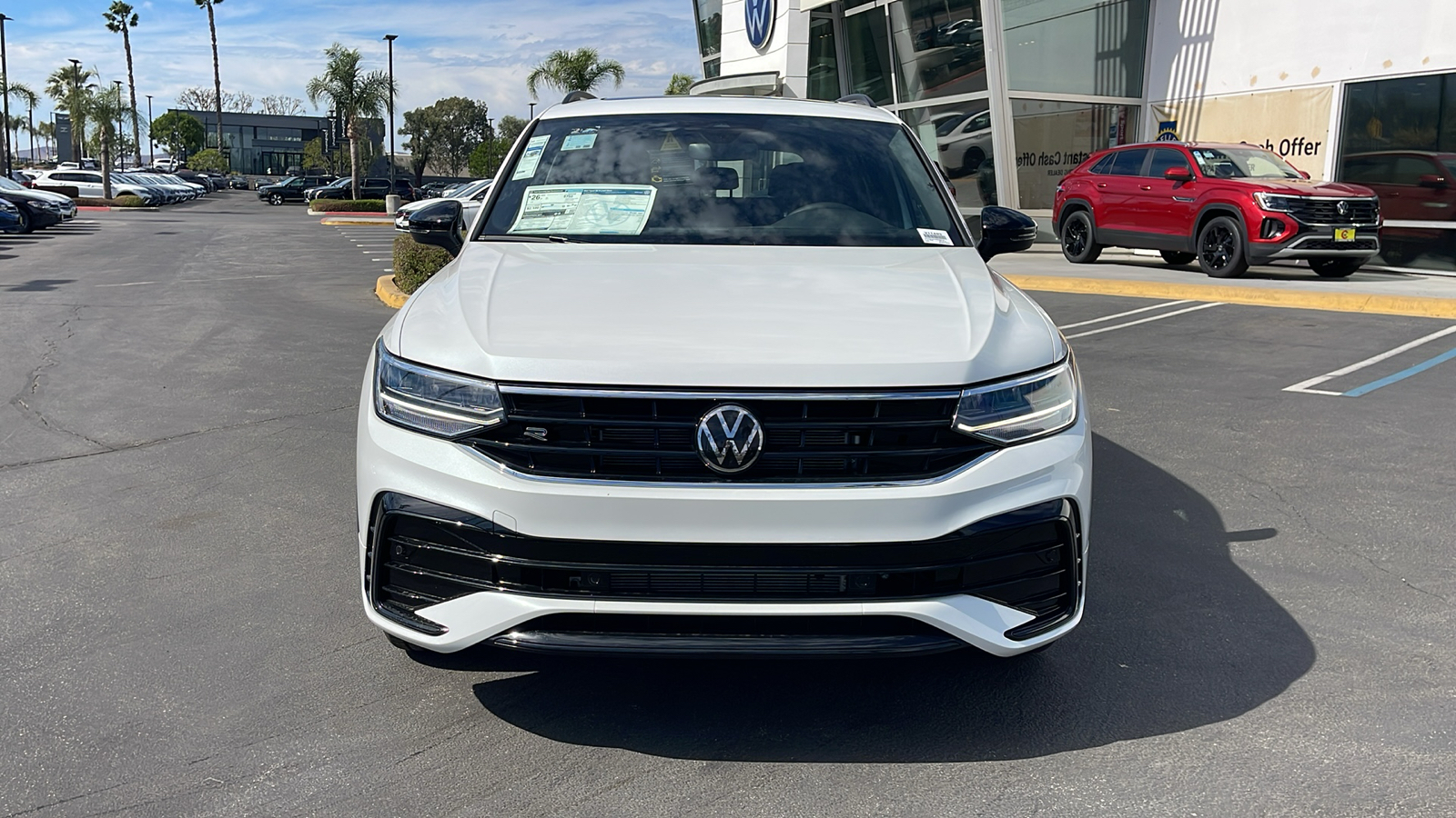 2024 Volkswagen Tiguan SE R-Line Black 3