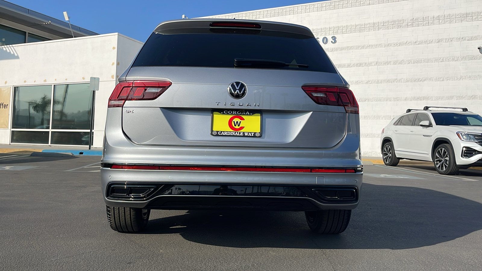 2024 Volkswagen Tiguan SE R-Line Black 10