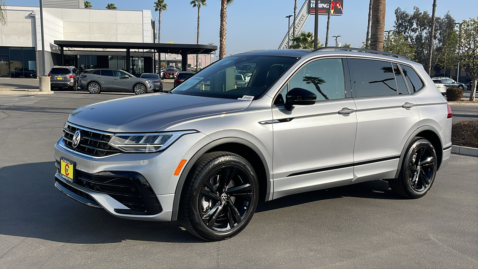 2024 Volkswagen Tiguan SE R-Line Black 13