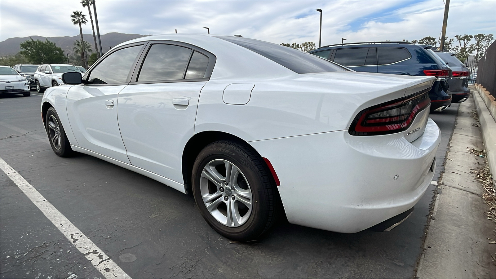 2019 Dodge Charger SXT 4