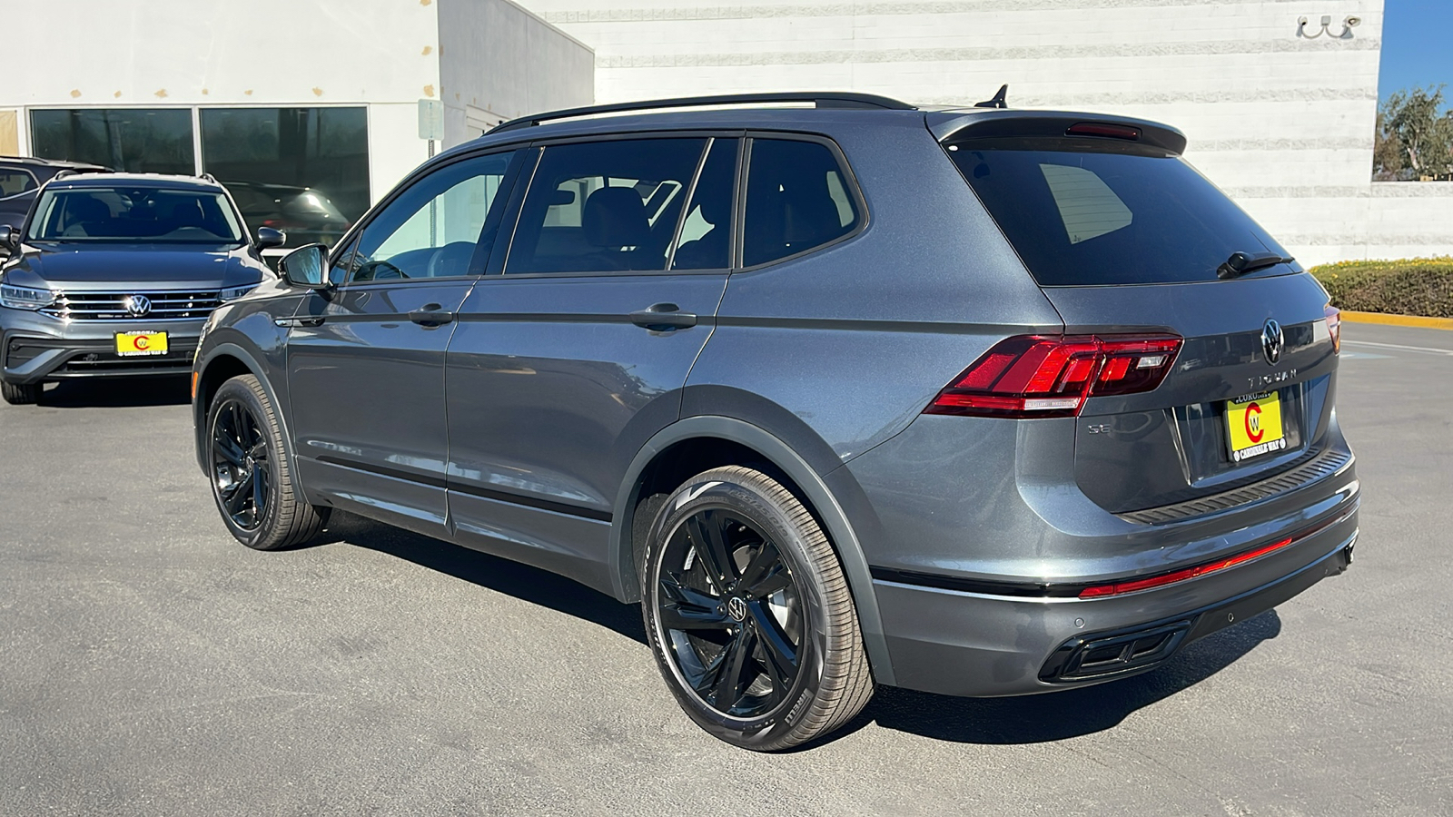 2024 Volkswagen Tiguan SE R-Line Black 11