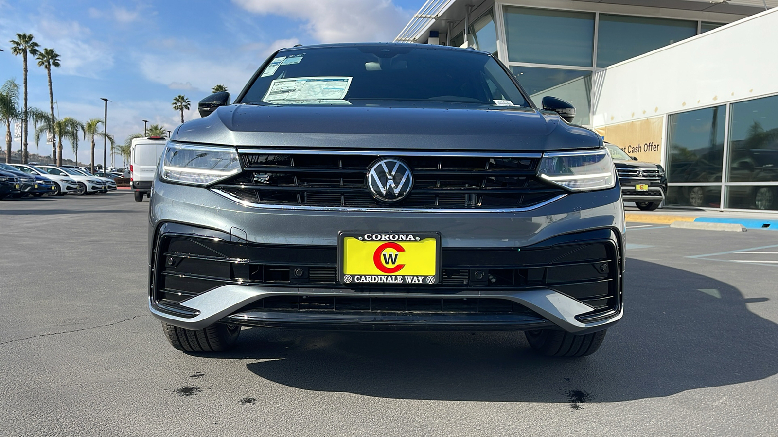 2024 Volkswagen Tiguan SE R-Line Black 4