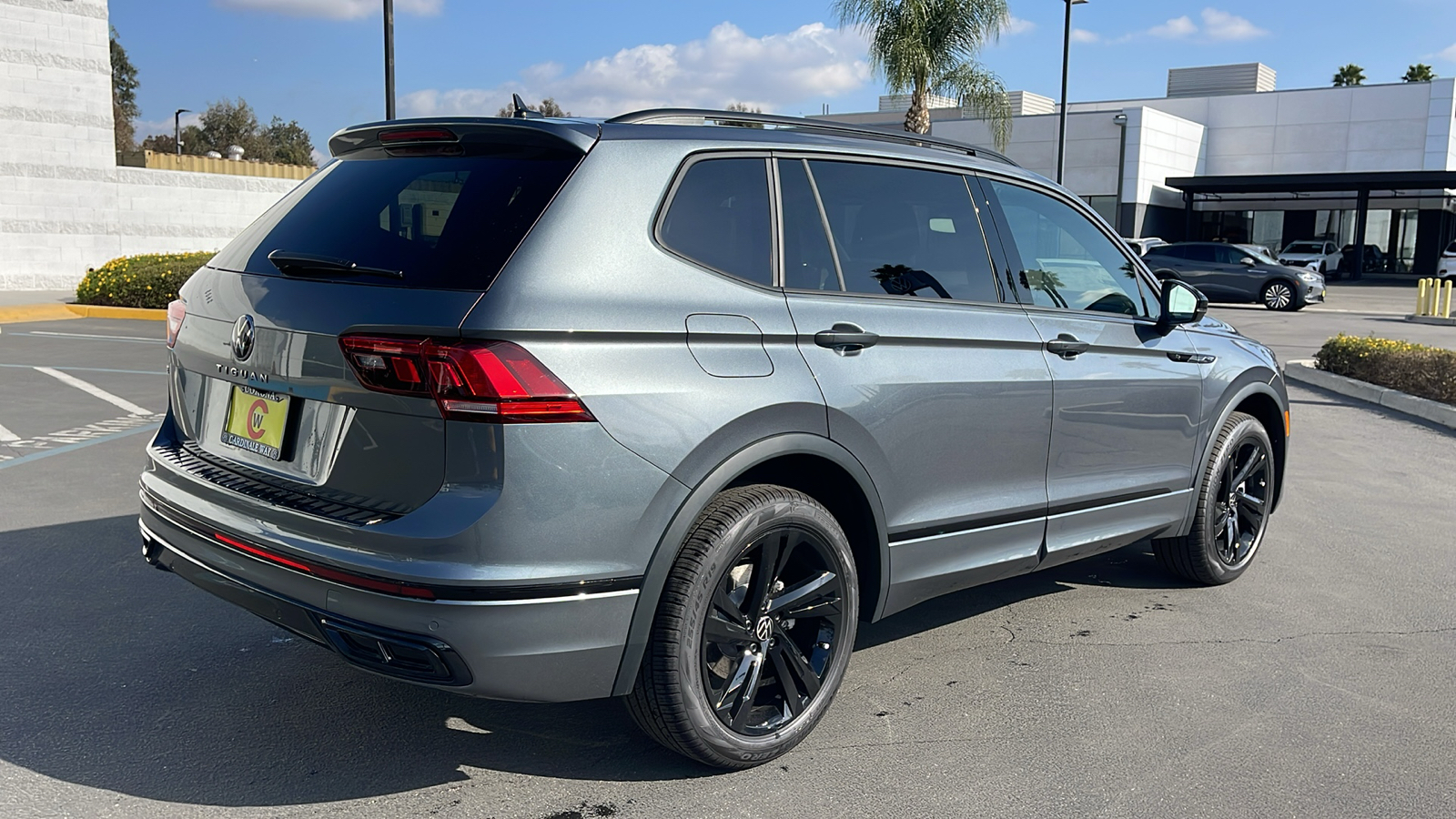 2024 Volkswagen Tiguan SE R-Line Black 7