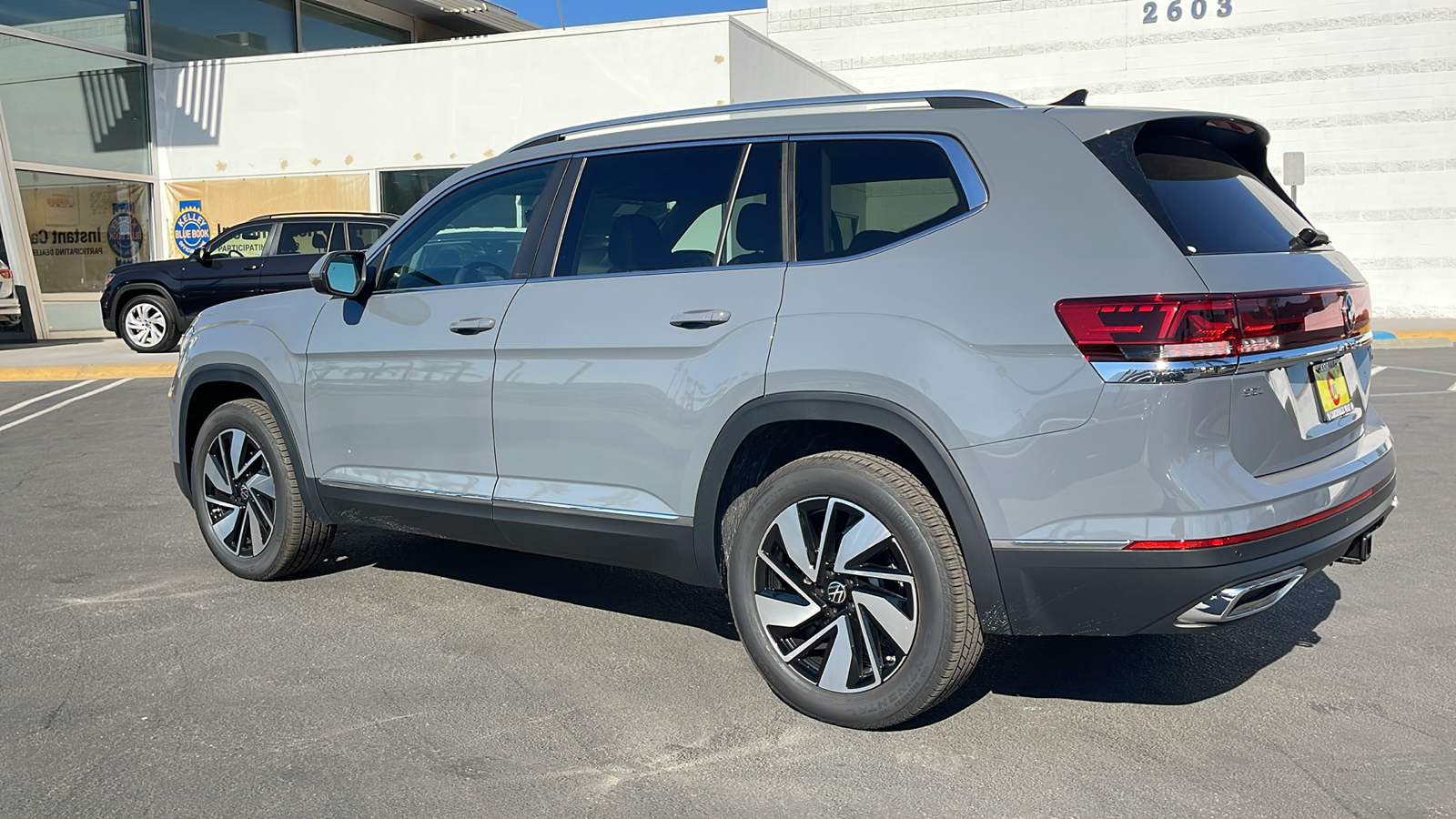 2025 Volkswagen Atlas SEL 4Motion 11