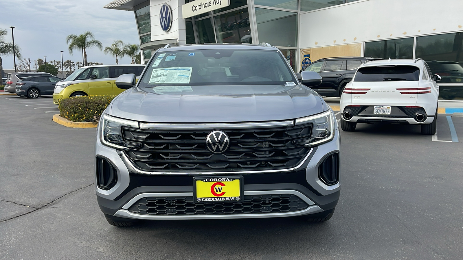 2025 Volkswagen Atlas Cross Sport SE 3