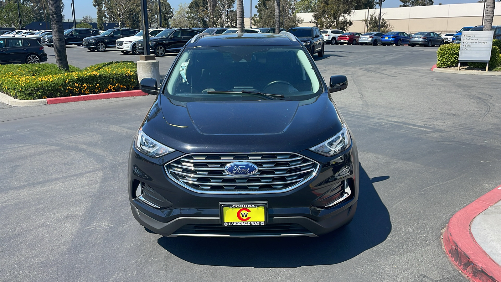 2022 Ford Edge SEL 2