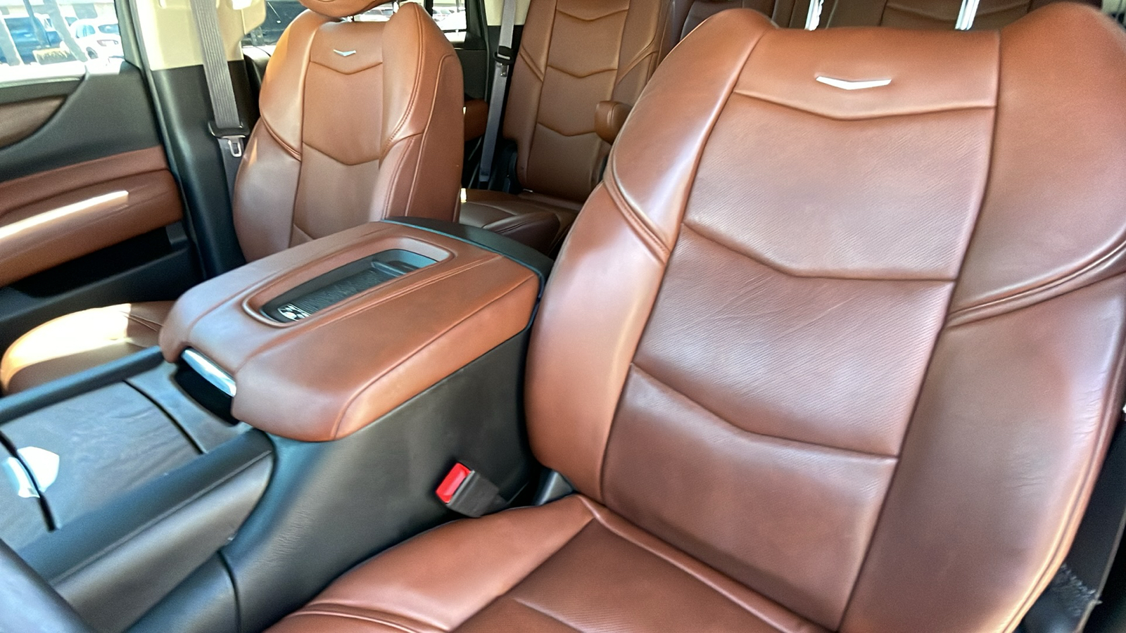2017 Cadillac Escalade Premium Luxury 16
