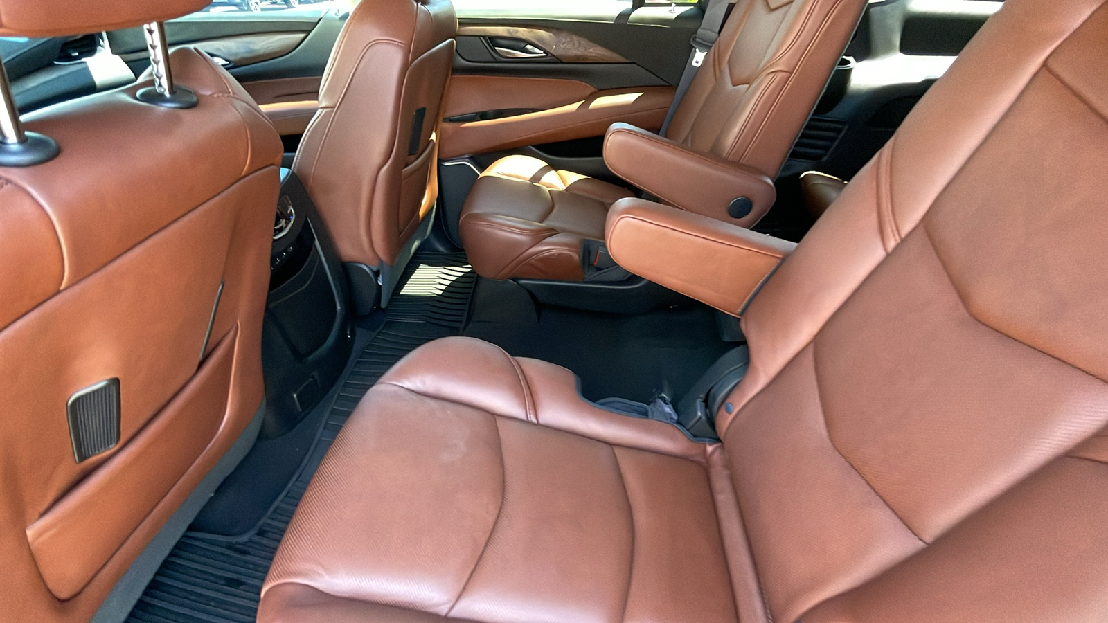 2017 Cadillac Escalade Premium Luxury 17