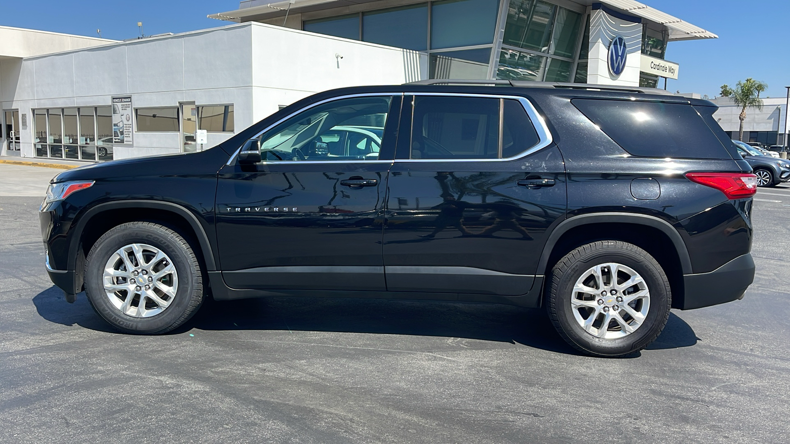 2021 Chevrolet Traverse LT Cloth 8