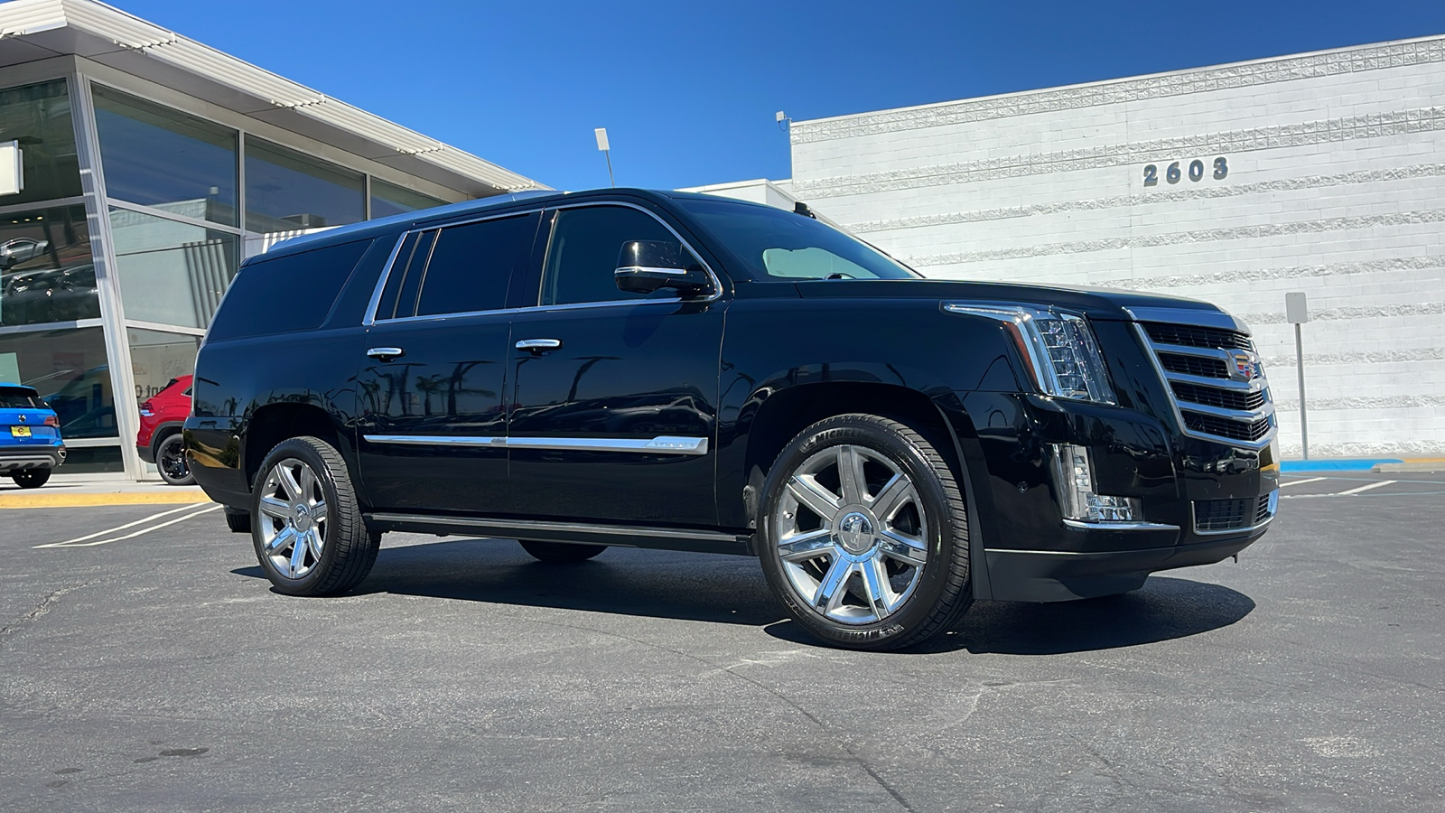 2018 Cadillac Escalade ESV Premium Luxury 1