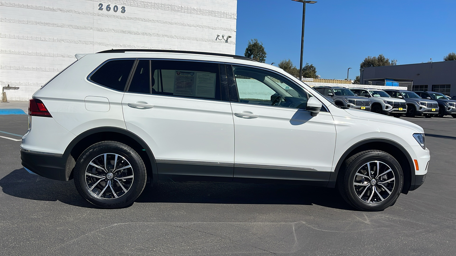 2021 Volkswagen Tiguan 2.0T SE 6