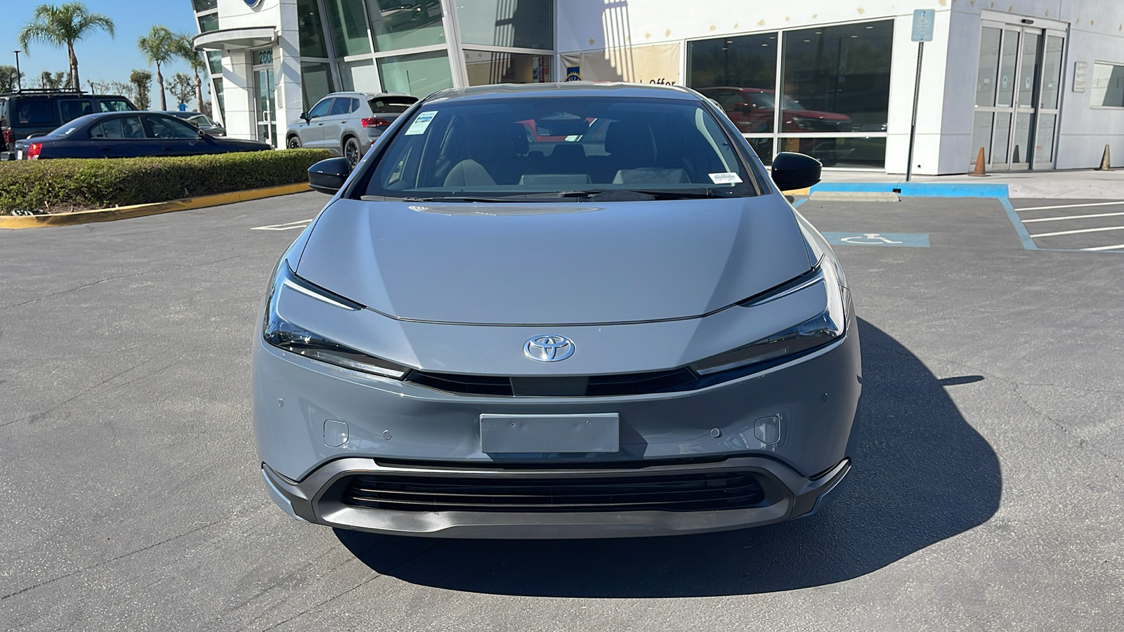 2023 Toyota Prius LE 3