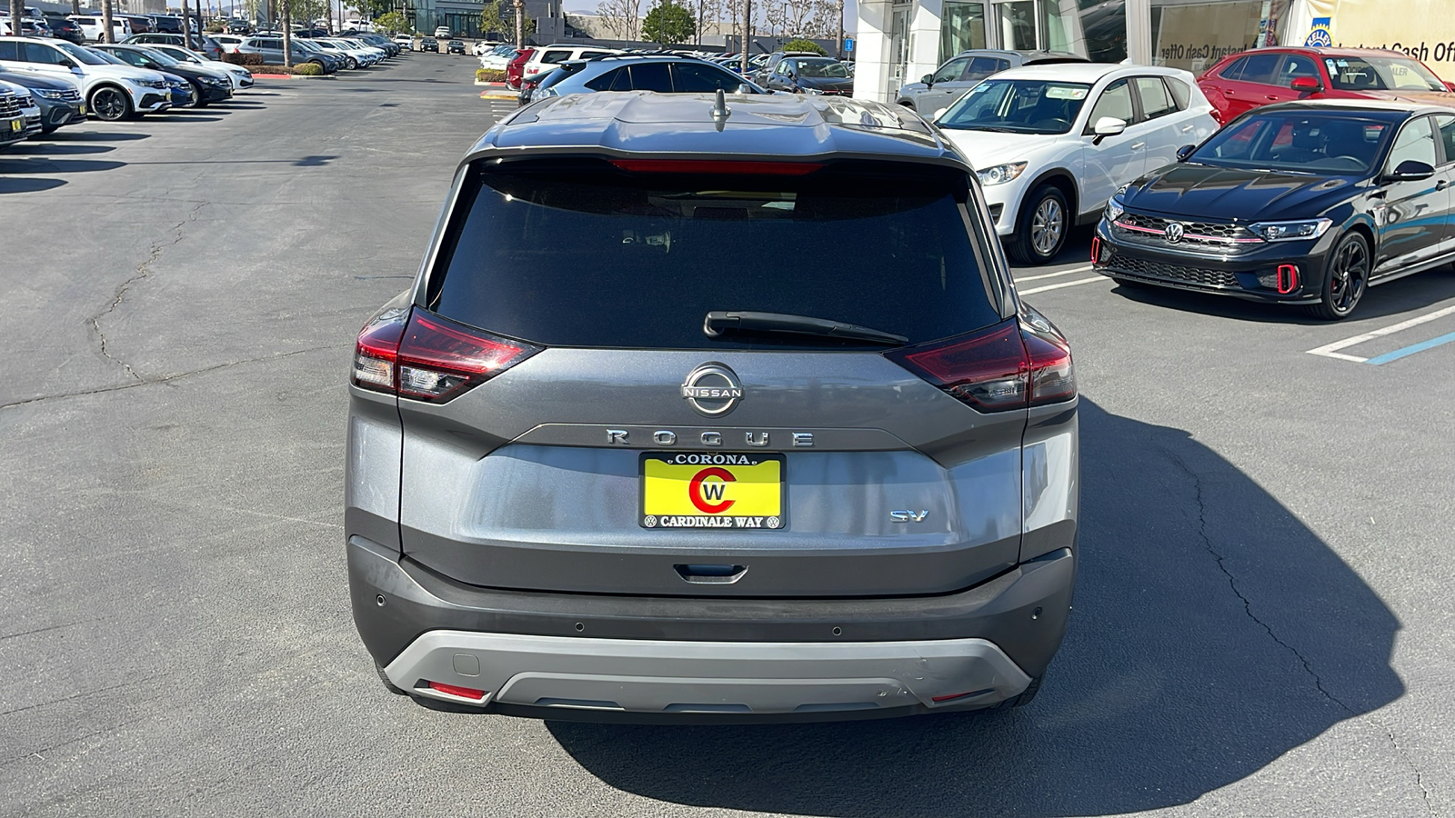 2022 Nissan Rogue SV 8