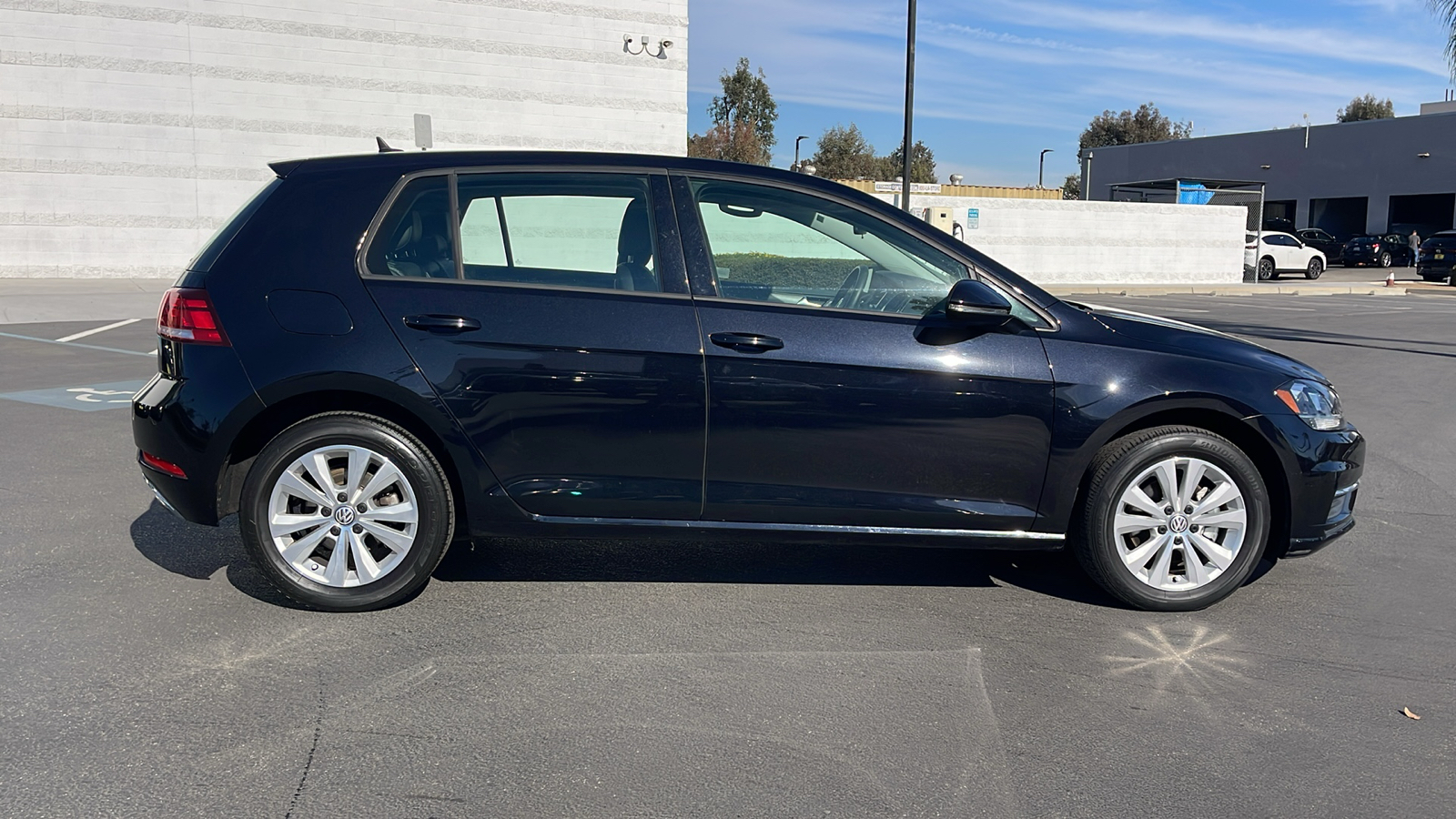 2021 Volkswagen Golf TSI 6