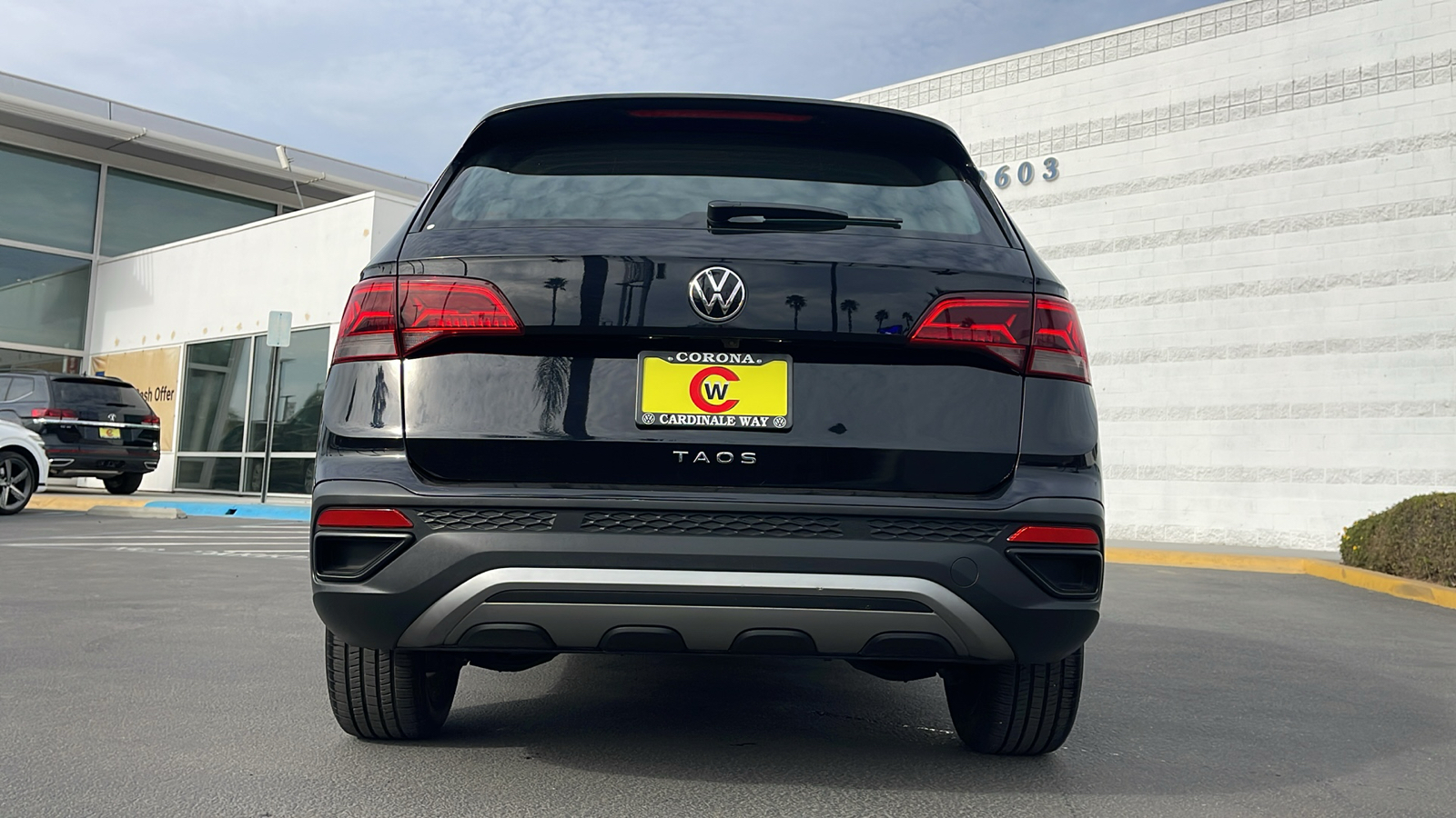 2023 Volkswagen Taos 1.5T S 10