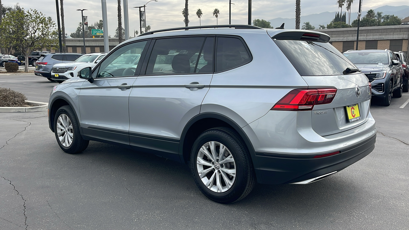 2020 Volkswagen Tiguan 2.0T S 11