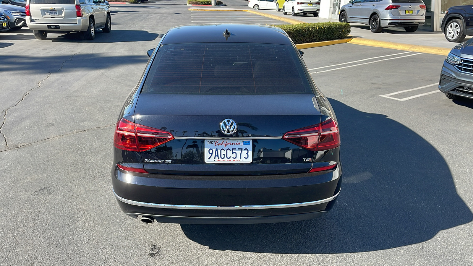 2018 Volkswagen Passat 2.0T SE 8