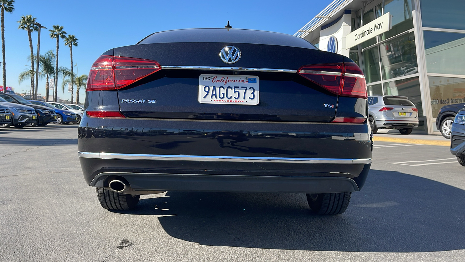 2018 Volkswagen Passat 2.0T SE 10