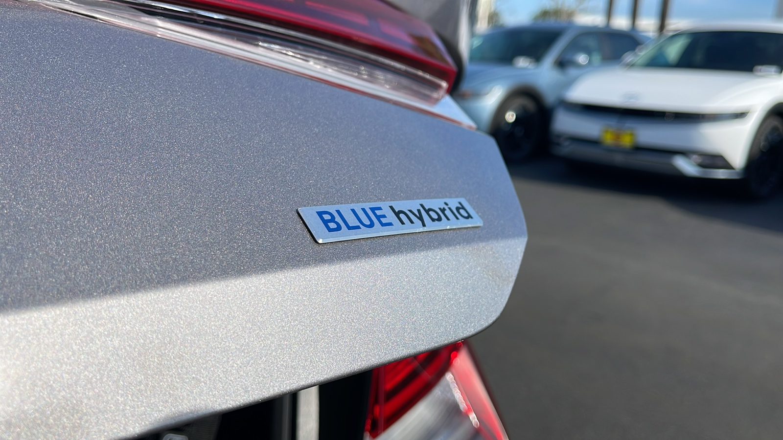 2024 Hyundai Elantra Hybrid Blue 28