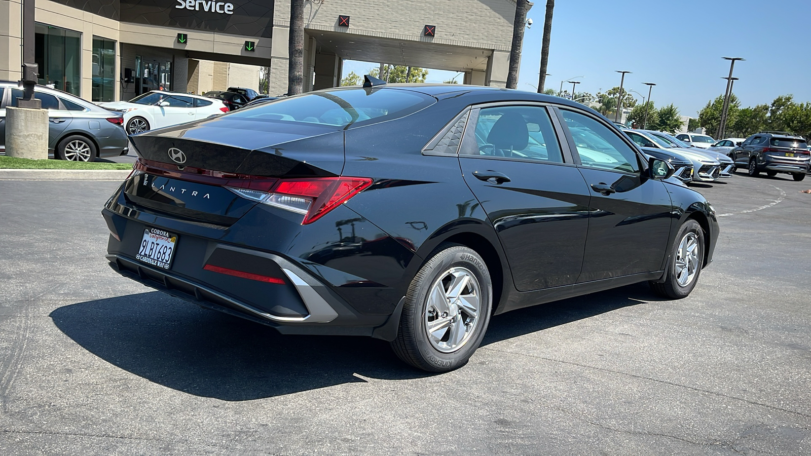 2024 Hyundai Elantra SE 4